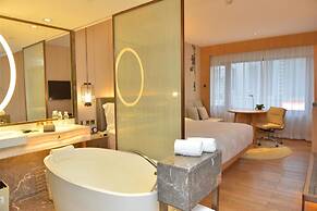 The Garden Hotel Guangzhou - Discover 26 cultural treasures with hotel