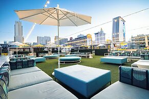 Downtown Grand Las Vegas