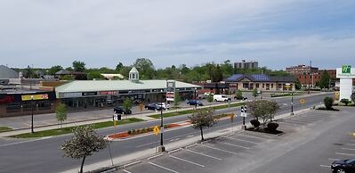 Holiday Inn Peterborough-Waterfront, ON by IHG