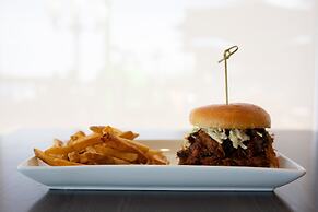 Holiday Inn Peterborough-Waterfront, ON by IHG