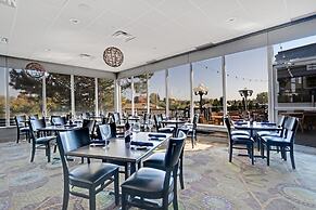 Holiday Inn Peterborough-Waterfront, ON by IHG