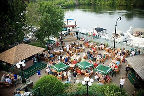 Holiday Inn Peterborough-Waterfront, ON by IHG