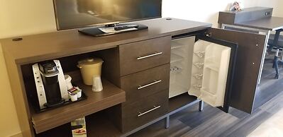 Holiday Inn Peterborough-Waterfront, ON by IHG