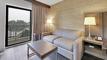 Holiday Inn Peterborough-Waterfront, ON by IHG