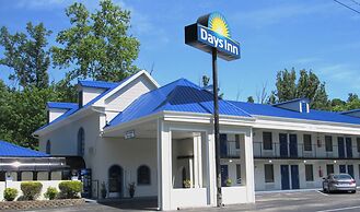 Days Inn by Wyndham Harriman