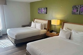 Sleep Inn & Suites