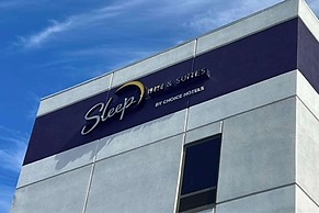 Sleep Inn & Suites