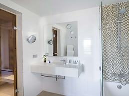 Radisson Blu Arlandia Hotel