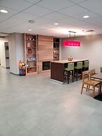 Country Inn & Suites by Radisson, Fredericksburg South (I-95), VA