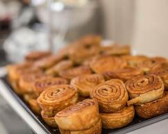 Econo Lodge Inn & Suites at Fort Moore