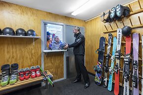 Crowne Plaza Hotel Queenstown by IHG