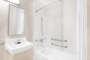 Days Inn & Suites by Wyndham York