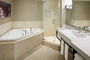 Delta Hotels by Marriott Montreal