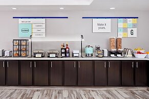 Garner Hotel Wadsworth by IHG