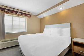 Best Western Cooperstown Inn & Suites