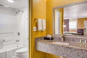 Quality Inn Mobile West Tillmans Corner