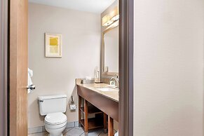 Comfort Inn at Buffalo Bill Village Resort