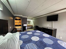 Americas Best Value Inn & Suites Little Rock at Scott Hamilton Dr