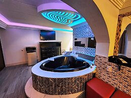 Americas Best Value Inn & Suites Little Rock at Scott Hamilton Dr