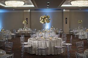 The Baronette Renaissance Detroit-Novi Hotel