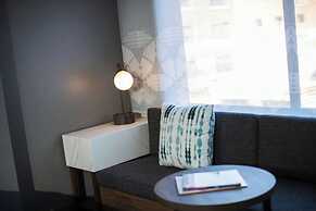 The Baronette Renaissance Detroit-Novi Hotel