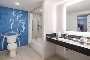 The Baronette Renaissance Detroit-Novi Hotel