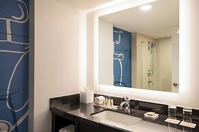 The Baronette Renaissance Detroit-Novi Hotel