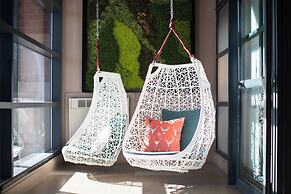 The Baronette Renaissance Detroit-Novi Hotel