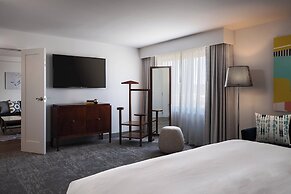 The Baronette Renaissance Detroit-Novi Hotel