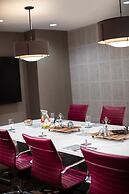 The Baronette Renaissance Detroit-Novi Hotel