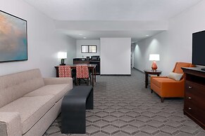 Embassy Suites by Hilton Dallas Park Central Area