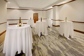 Embassy Suites by Hilton Dallas Park Central Area