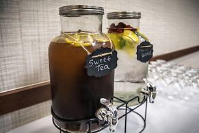 Embassy Suites by Hilton Dallas Park Central Area