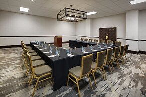 Embassy Suites by Hilton Dallas Park Central Area