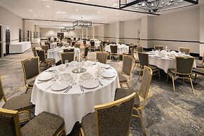 Embassy Suites by Hilton Dallas Park Central Area