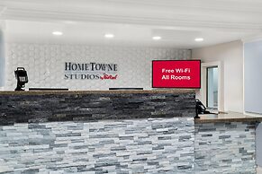 HomeTowne Studios by Red Roof Auburn Hills