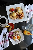 Hotel Indigo Baltimore Downtown by IHG