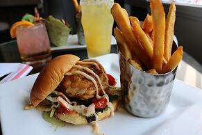 Hotel Indigo Baltimore Downtown by IHG