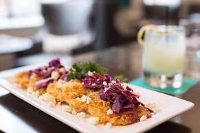 Hotel Indigo Baltimore Downtown by IHG