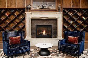 Hotel Indigo Baltimore Downtown by IHG