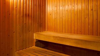 Holiday Inn Swindon by IHG