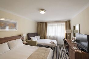 Holiday Inn Swindon by IHG