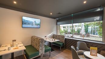 Holiday Inn Swindon by IHG