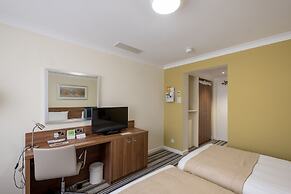 Holiday Inn Swindon by IHG