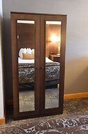 Best Western Plus Dockside Waterfront Inn