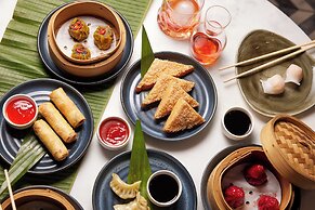 The Clermont London, Victoria