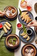 The Clermont London, Victoria