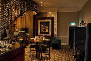 The Clermont London, Victoria