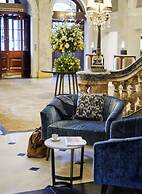 The Clermont London, Victoria