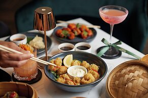 The Clermont London, Victoria